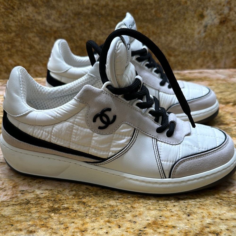 CHANEL White and Gray Quilted Sneakers